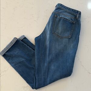 GAP Women's Distressed sexy Boyfriend fit Jeans